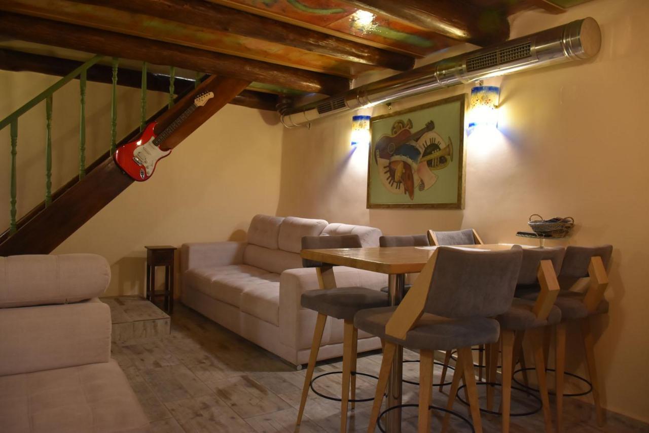 Odos Oneiron Boutique Hotel Chania  Bagian luar foto